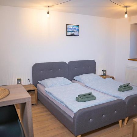 Tatry Low Guesthouse Stará Lesná Zewnętrze zdjęcie