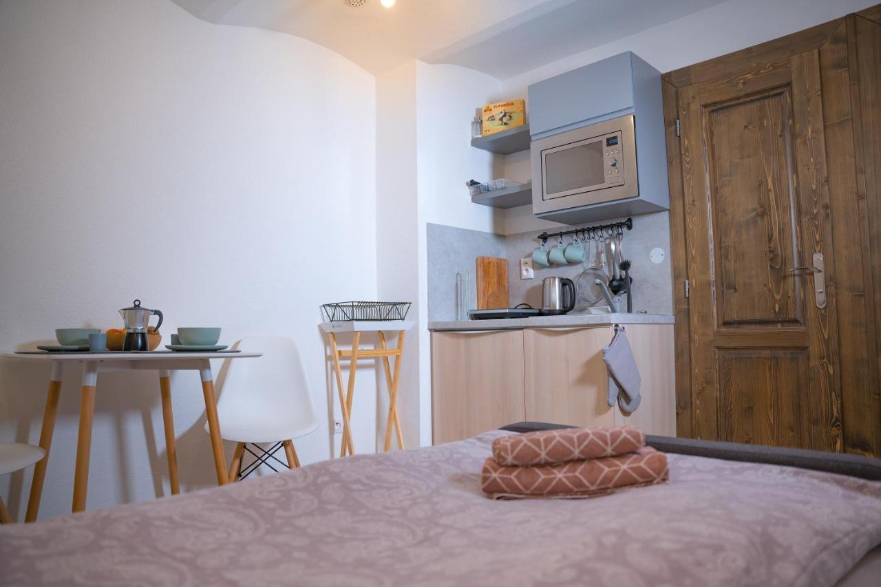 Tatry Low Guesthouse Stará Lesná Zewnętrze zdjęcie